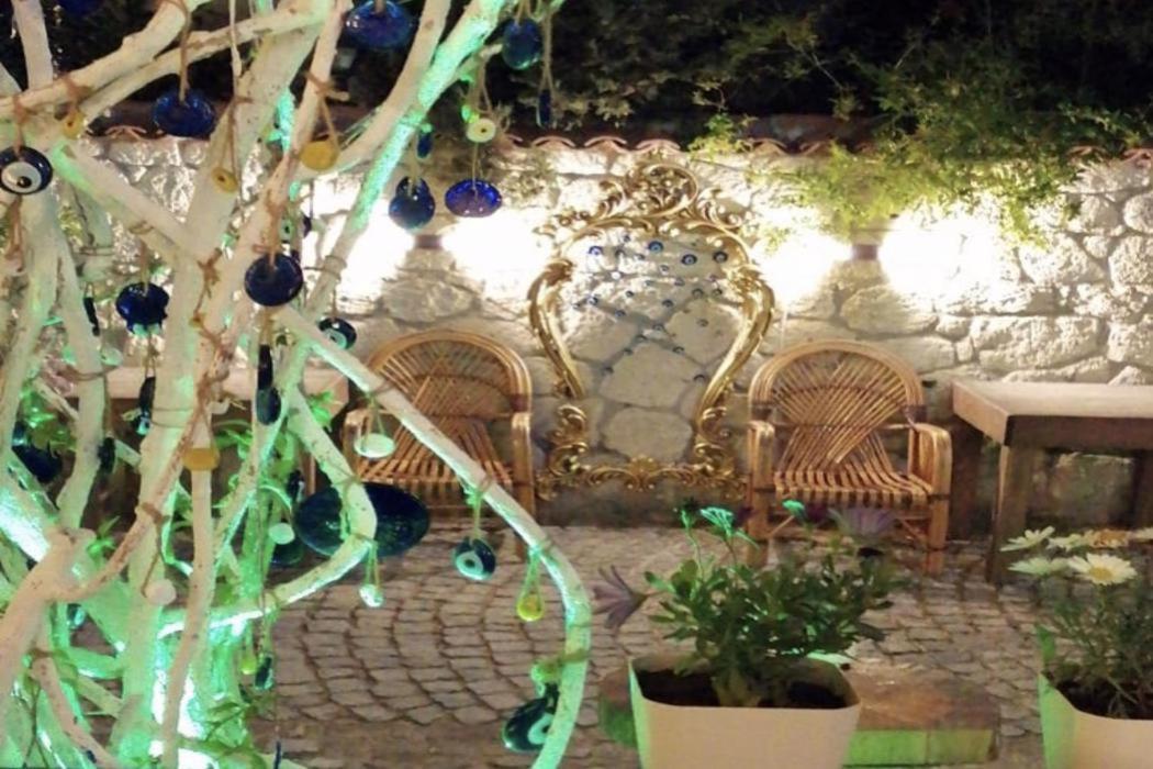 Beyaz Ev Hotel Alacati Exterior photo