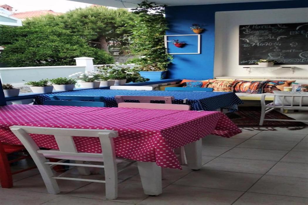 Beyaz Ev Hotel Alacati Exterior photo