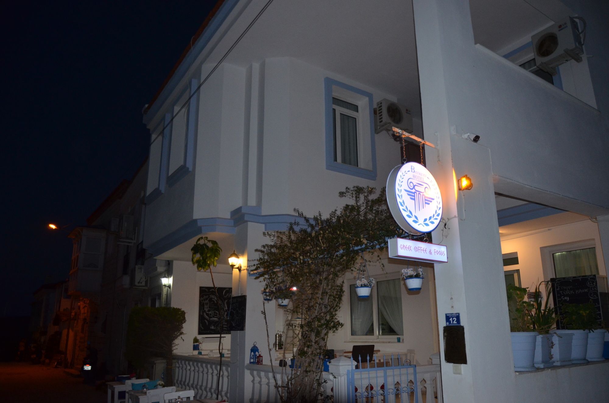 Beyaz Ev Hotel Alacati Exterior photo